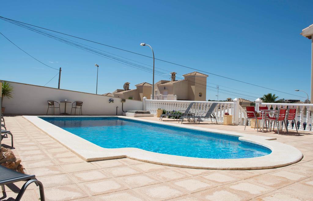 مبيت وإفطار سان ميجيل دي ساليناس Casa Lanjaron المظهر الخارجي الصورة